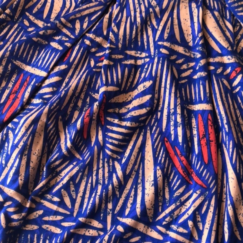 Lularoe Madison - Picture 2 of 2